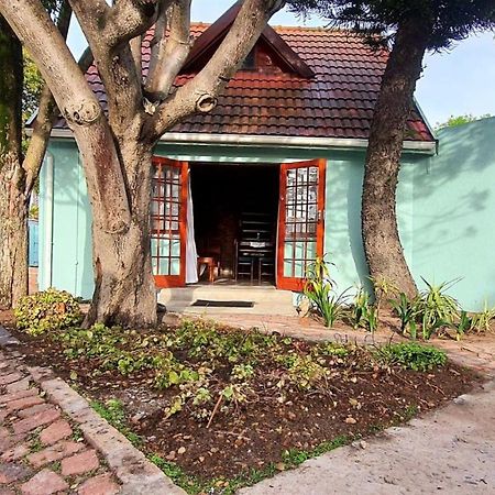 Cozy Cottage +/- 500M From The Beach Cape Town Ngoại thất bức ảnh