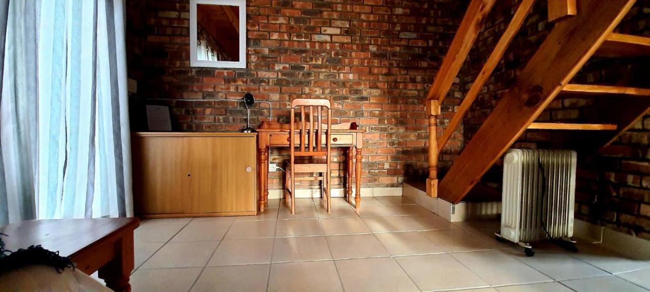 Cozy Cottage +/- 500M From The Beach Cape Town Ngoại thất bức ảnh