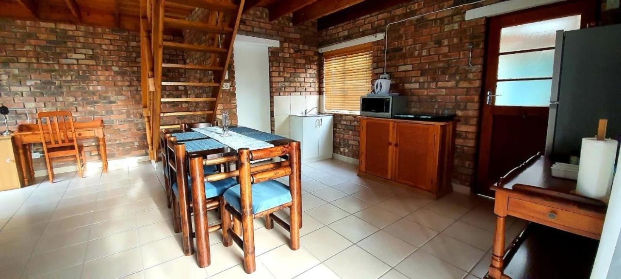 Cozy Cottage +/- 500M From The Beach Cape Town Ngoại thất bức ảnh